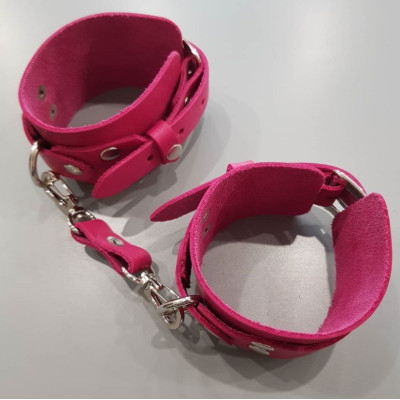 Розовые кожаные наручники