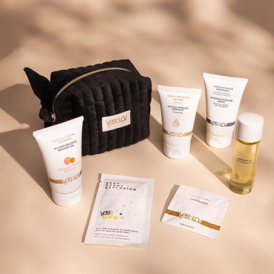 Набор YESforLOV La Trousse Enchantée в черной косметичке